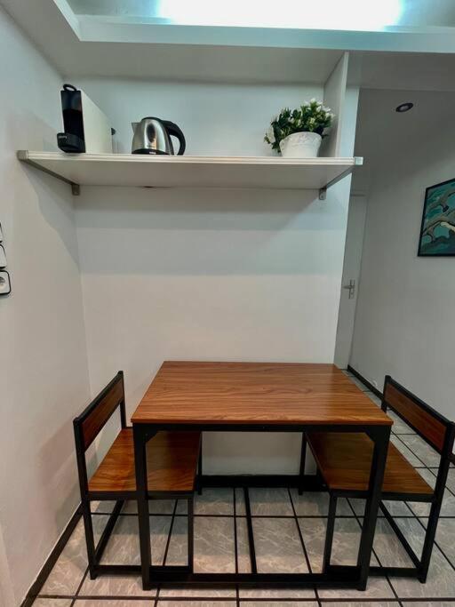 アテネUrban Flat Next To Kalimarmaroアパートメント エクステリア 写真